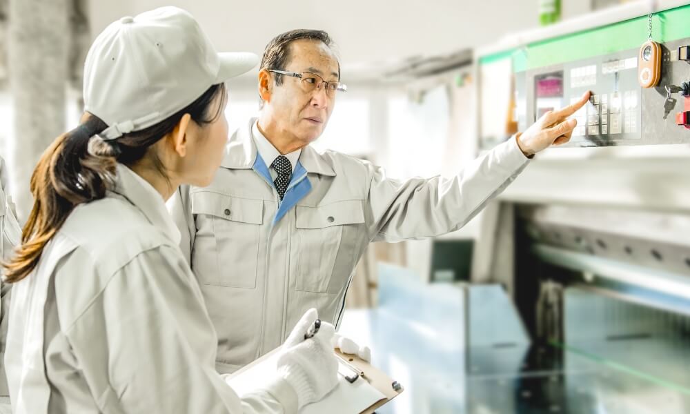 工場見学の様子